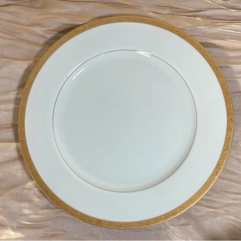 1970s Mikasa Colony Gold Ivory China White Vintage Dinnerware L2818 Dinner Set - Picture 8 of 9